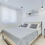 Lejlighed Nv Sun 23 By Aneo Travel Novi Vinodolski