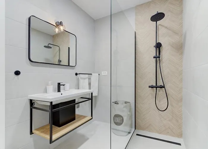 Nv Sun 23 By Aneo Travel Novi Vinodolski